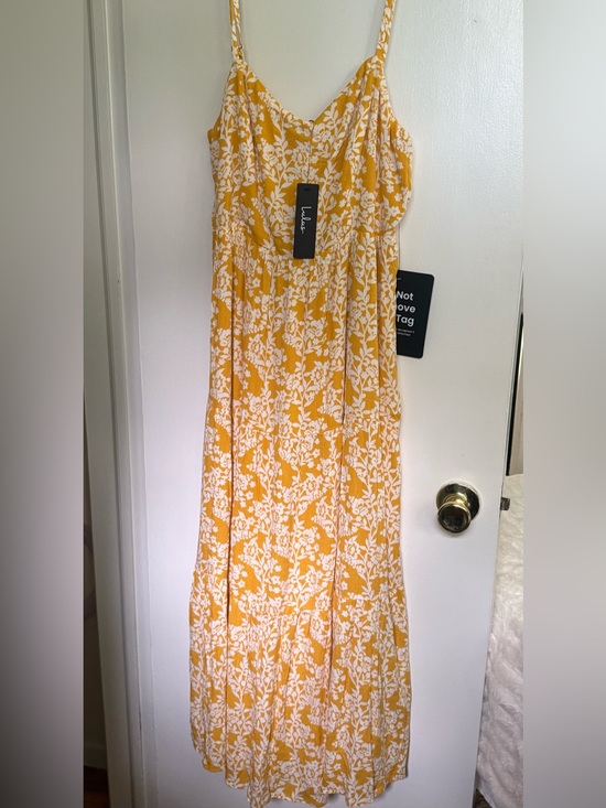 Lulus Dresses & Skirts - Lulu's Yellow Floral Maxi Sundress